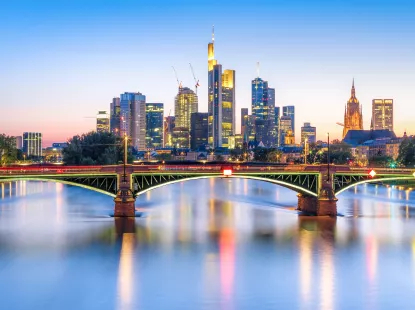 Frankfurt bridge